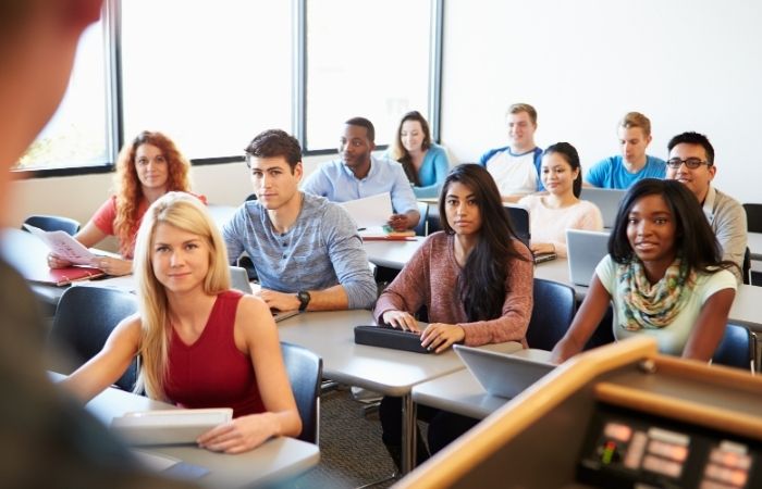 Can You Study MBBS in Italy without IELTS for Pakistani Students