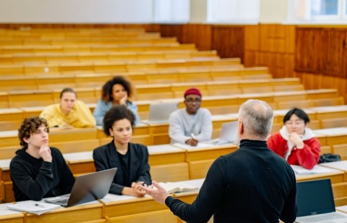 Jobs for doctors in Ireland without IELTS