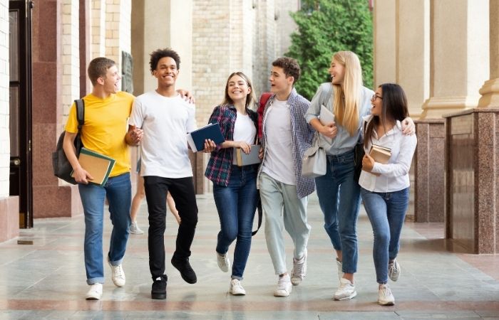 Latest UAE Scholarships for Pakistani Students