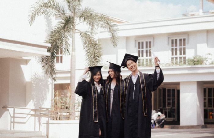 MBBS Scholarship in USA for Pakistani Students