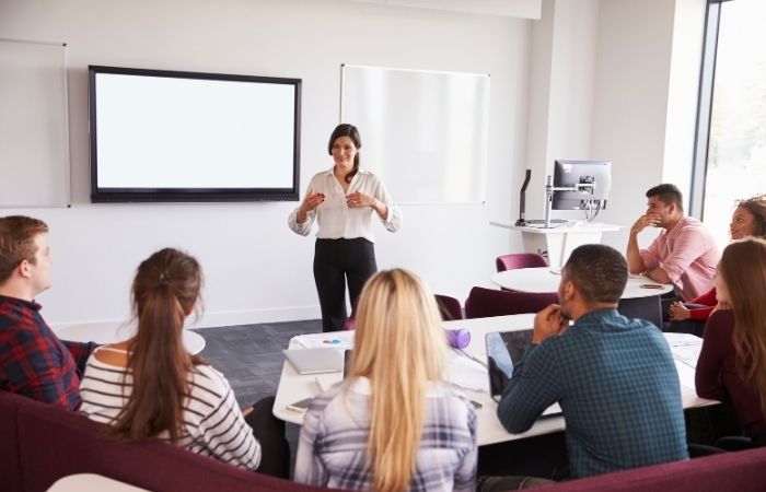 Study in Italy without IELTS 2025